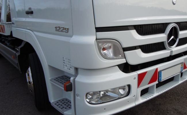 Plateau 6.5 m installe sur depanneuse Mercedes Atego 12.29 -2