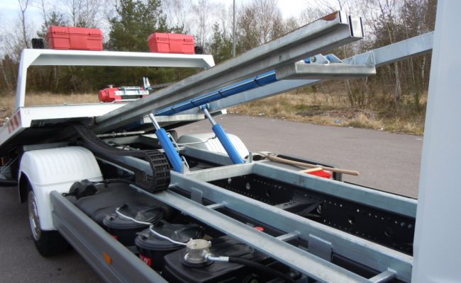 Plateau 6.5 m installe sur depanneuse Mercedes Atego 12.29 -6