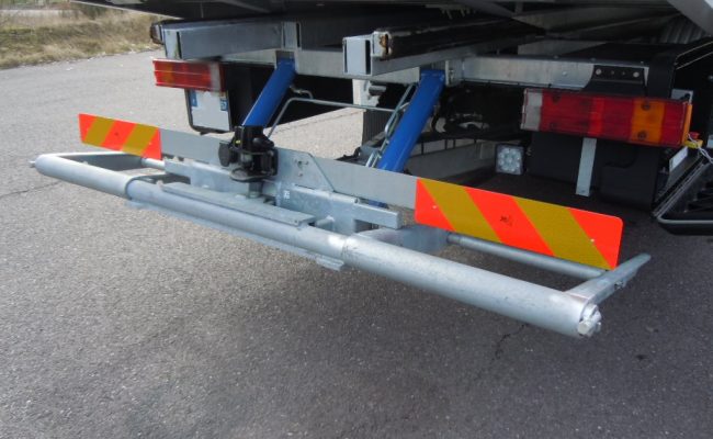 Plateau 6.5 m installe sur depanneuse Mercedes Atego 12.29 -7